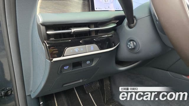 Genesis G80 (RG3) бензин 2.5 турбо AWD, 2025 18