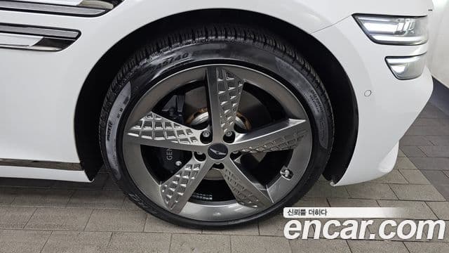 Genesis G80 (RG3) бензин 2.5 турбо 2WD, 2025 все фото