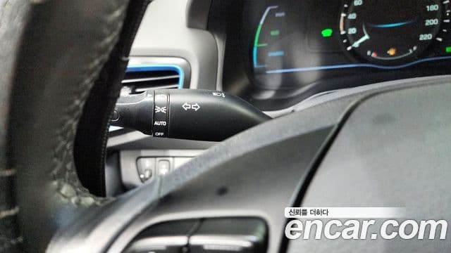 Hyundai Ioniq гибрид, 2016 18