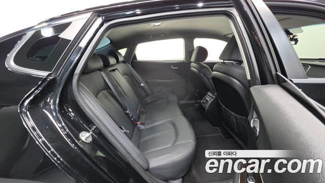 Kia K5 2세대 Prestige, 2018 19