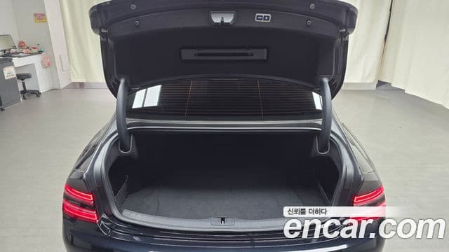 Genesis G80 (RG3) бензин 2.5 турбо 2WD, 2024 20