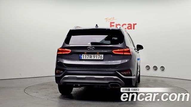 Hyundai Santa Fe TM Exclusive, 2020 4