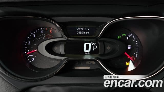 Renault Korea(Samsung) New QM3 красный Edition, 2019 8