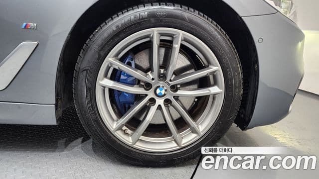 BMW 5시리즈 (G30) 530e M Sport, 2020 все фото