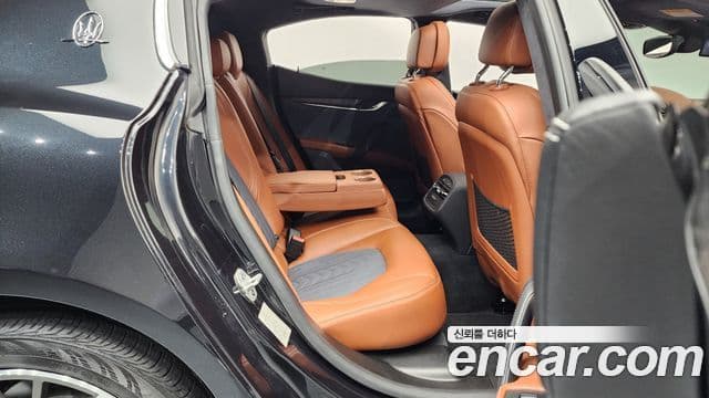 Maserati 기블리 3세대, 2019 12