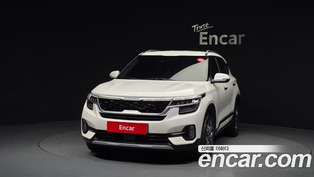 Kia Seltos Signature, 2023 3