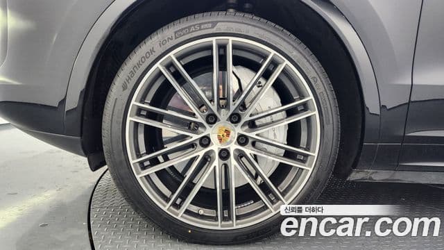 Porsche Cayenne (PO536) 4.0 турбо купе, 2020 все фото