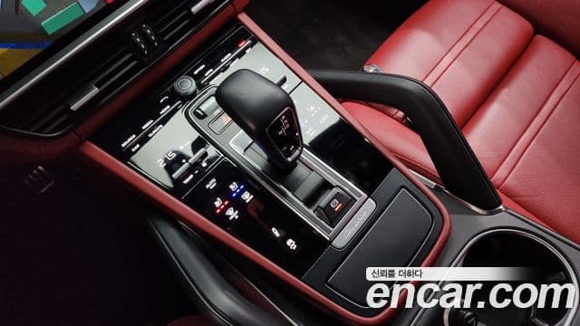 Porsche Cayenne (PO536) 4.0 турбо купе, 2020 9