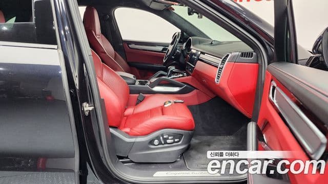 Porsche Cayenne (PO536) 4.0 турбо купе, 2020 11