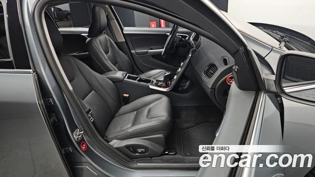 Volvo S60 2세대, 2017 12