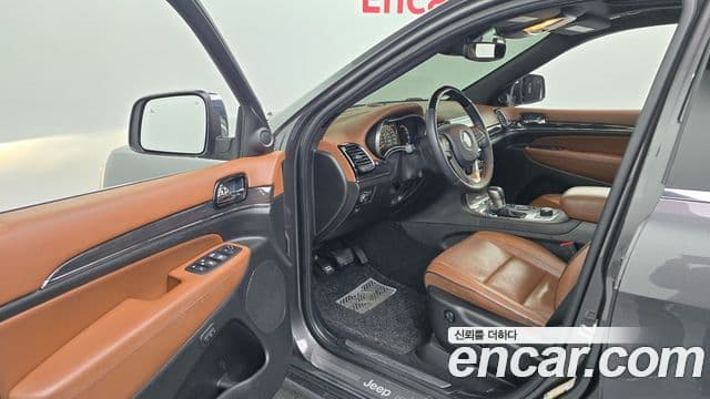 Jeep Grand Cherokee WK2, 2021 10