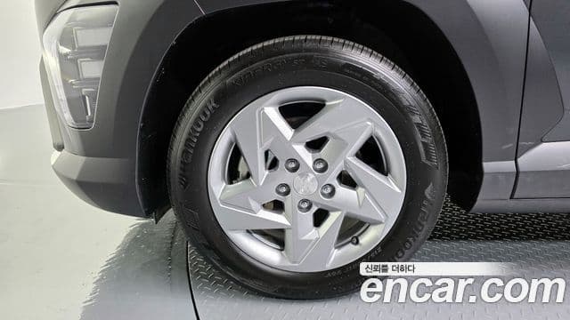 Hyundai Kona гибрид (SX2) Premium, 2023 все фото