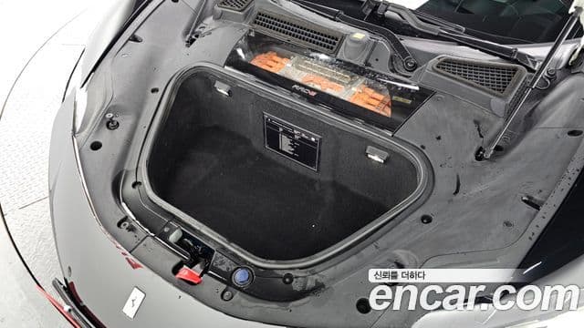 Ferrari SF90 스트라달레, 2021 6