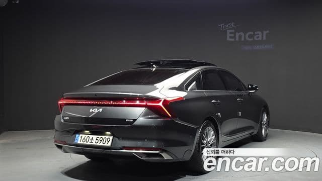 Kia K8 гибрид Noblesse, 2022 2