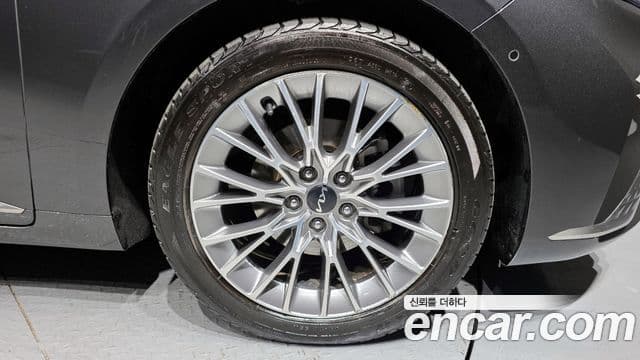 Kia K8 гибрид Noblesse, 2022 все фото