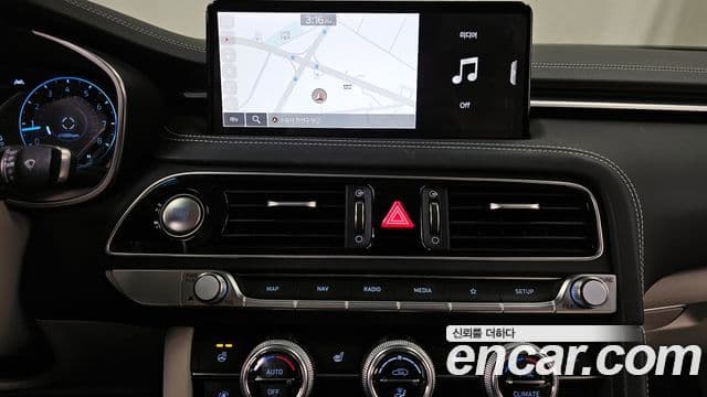 Genesis The / новый New G70, 2022 14