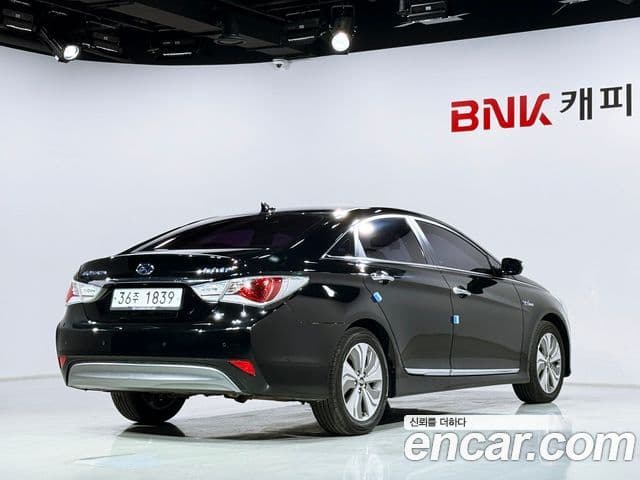 Hyundai Sonata гибрид Premier, 2012 2