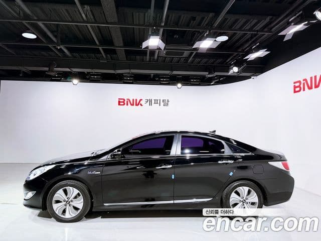 Hyundai Sonata гибрид Premier, 2012 3