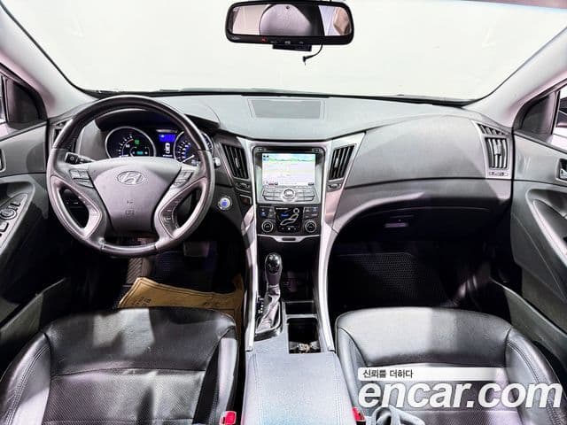 Hyundai Sonata гибрид Premier, 2012 4