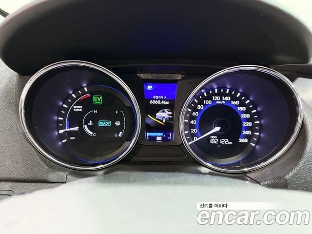 Hyundai Sonata гибрид Premier, 2012 все фото