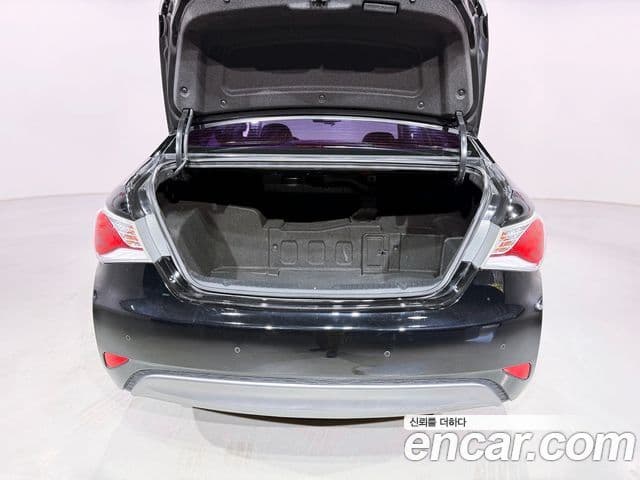 Hyundai Sonata гибрид Premier, 2012 19