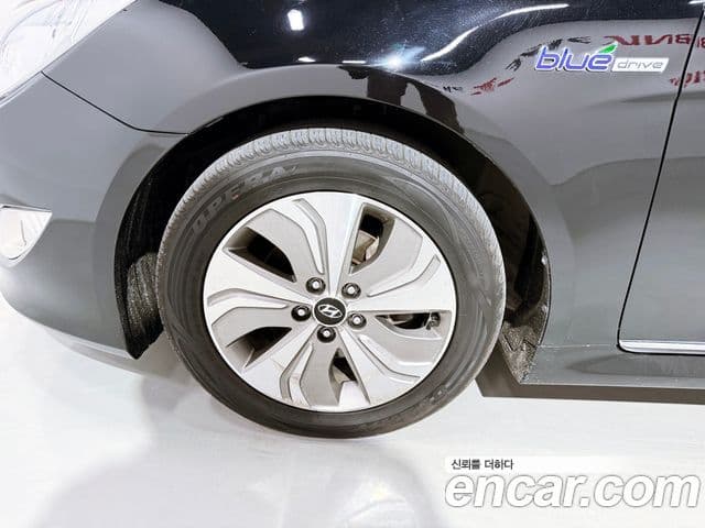 Hyundai Sonata гибрид Premier, 2012 20