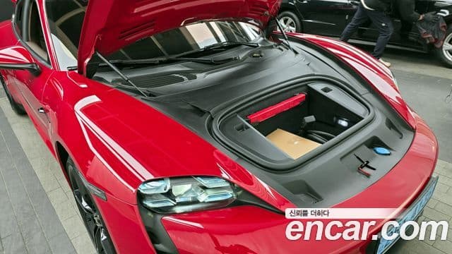 Porsche 타이칸 4S, 2021 6