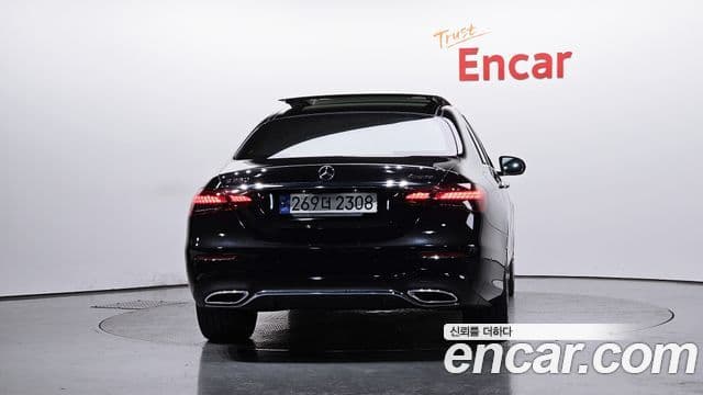 Mercedes-Benz E-класс W213 AMG Line, 2021 4