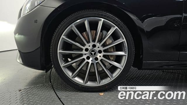 Mercedes-Benz E-класс W213 AMG Line, 2021 все фото