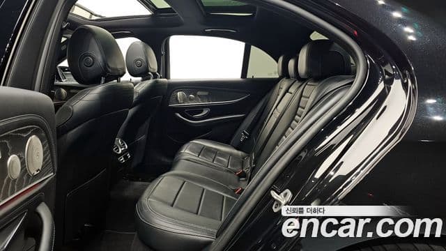 Mercedes-Benz E-класс W213 AMG Line, 2021 12