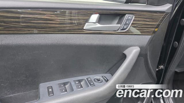 Hyundai LF Sonata LPI Smart(для людей с инвалидностью), 2017 17