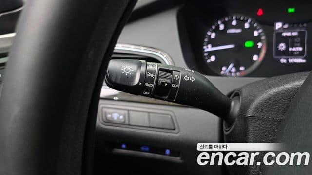 Hyundai LF Sonata LPI Smart(для людей с инвалидностью), 2017 19