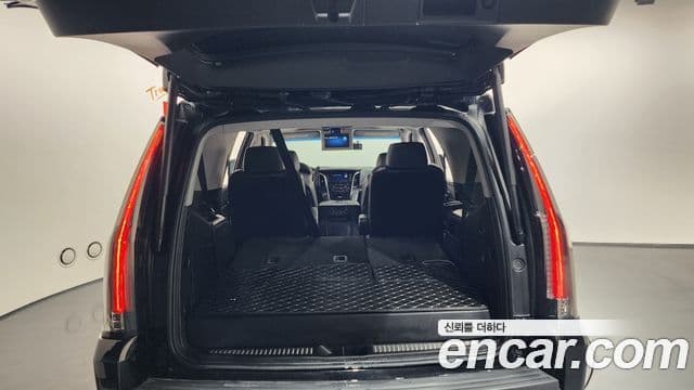 Cadillac Escalade 4세대, 2019 20