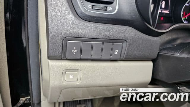Kia All New Carnival 11인승 Deluxe, 2015 14