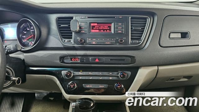 Kia All New Carnival 11인승 Deluxe, 2015 15