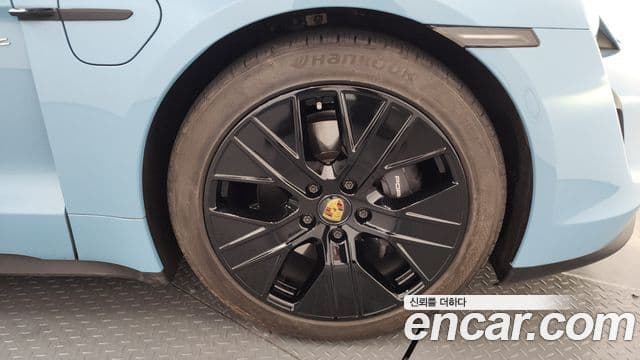 Porsche 타이칸 базовый, 2023 все фото