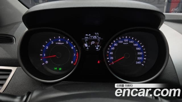 Hyundai Avante MD Luxury, 2012 8