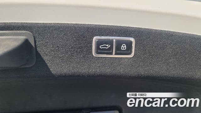 Genesis G80 (RG3) бензин 2.5 турбо AWD, 2023 4