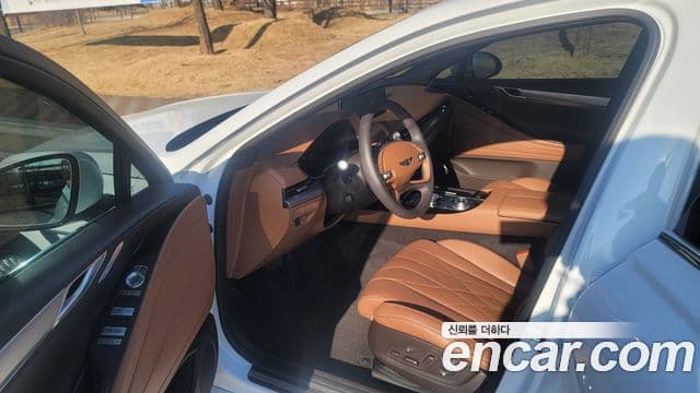 Genesis G80 (RG3) бензин 2.5 турбо AWD, 2023 10