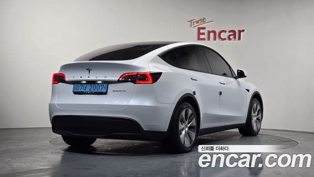 Tesla модель Y Standard Range RWD, 2021 2