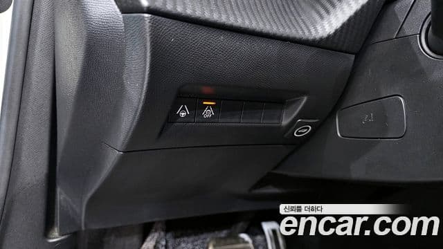 Peugeot 2008 2세대 1.5 BlueHDi GT Line, 2021 17