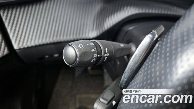 Peugeot 2008 2세대 1.5 BlueHDi GT Line, 2021 18