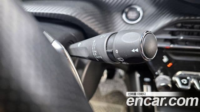 Peugeot 2008 2세대 1.5 BlueHDi GT Line, 2021 19