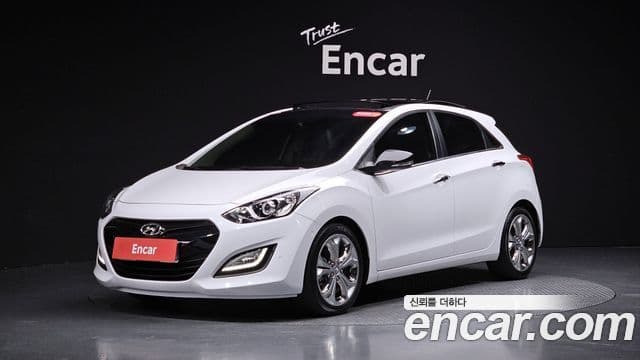 Hyundai i30(новый кузов / новое поколение) дизель 1.6 VGT Extreme, 2012 11