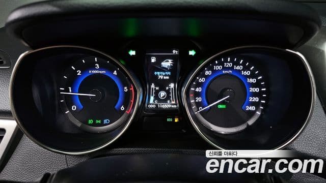 Hyundai i30(новый кузов / новое поколение) дизель 1.6 VGT Extreme, 2012 8