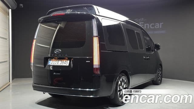 Hyundai Staria лимузин, 2023 2