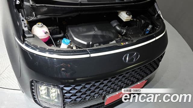 Hyundai Staria лимузин, 2023 6