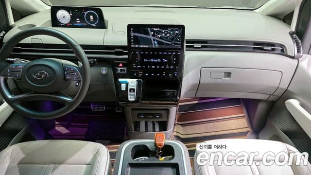 Hyundai Staria лимузин, 2023 7