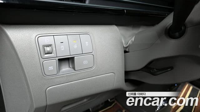 Hyundai Staria лимузин, 2023 14