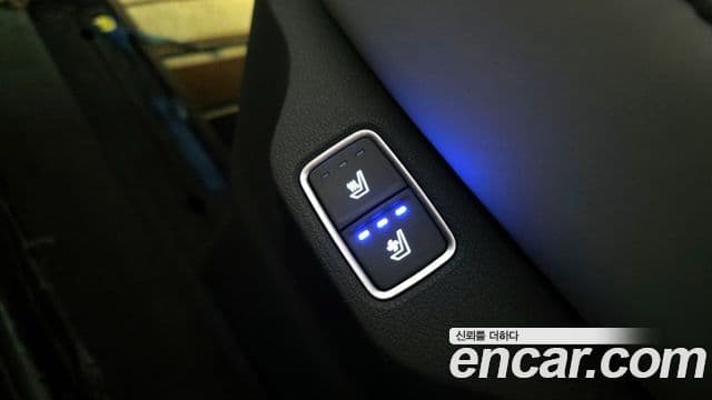 Hyundai Staria лимузин, 2023 19